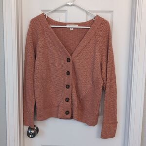 Two by Vince Camuto sweater v neck button front size S